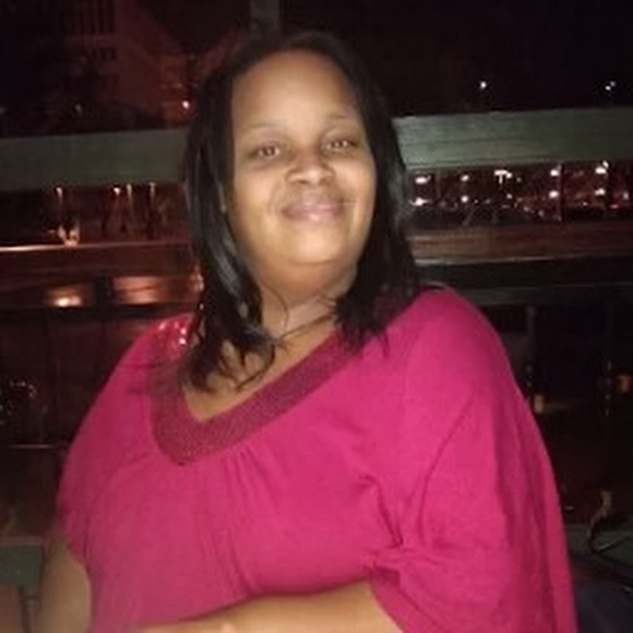 Meet your Posher, Valencia - Picture 1 of 1